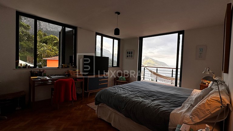 LB #RJ88 Exclusive House in Joá with Breathtaking View of Pe