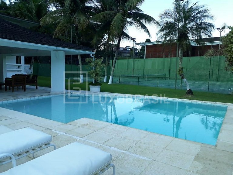 LuxoBrasil #AR04 Mansión Portogalo 09 Suites Angra Alquiler