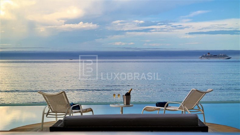 LuxoBrasil #BZ25 Villa Real 09 Suites Pé na Areia Búzios Sea