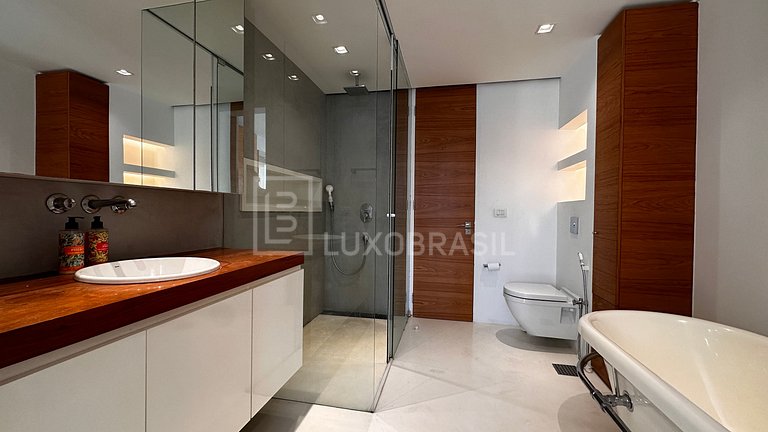 LUXOBRASIL #RJ107 Cobertura Duplex Vista Lagoa Aluguel de Te