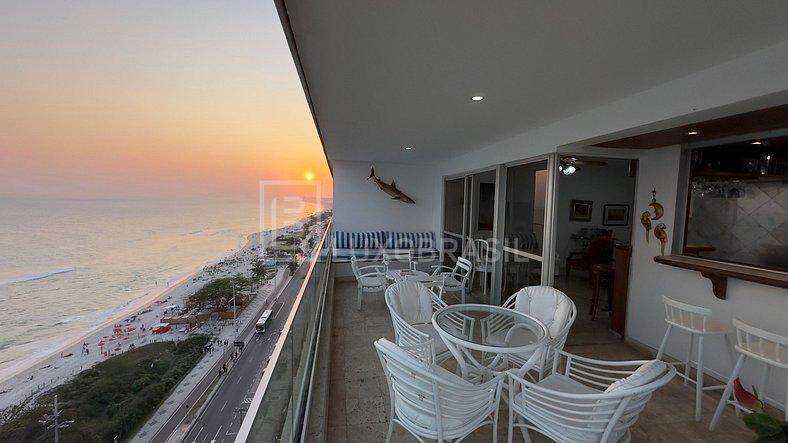 LuxoBrasil #RJ113 Apartamento frente a la playa Barra Beach