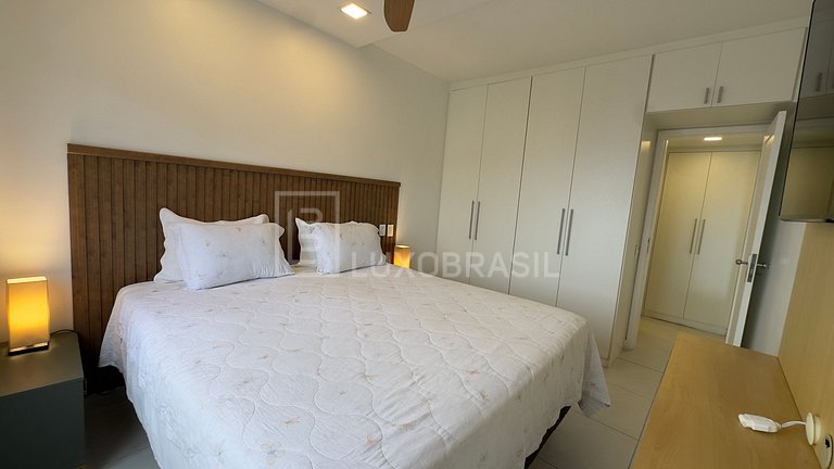 LUXOBRASIL #RJ14 Seafront Apartment at the Exclusive Barra B