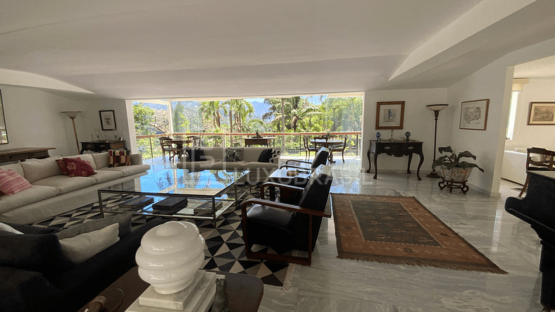 LuxoBrasil #RJ33 House 06 Bedrooms in Gávea