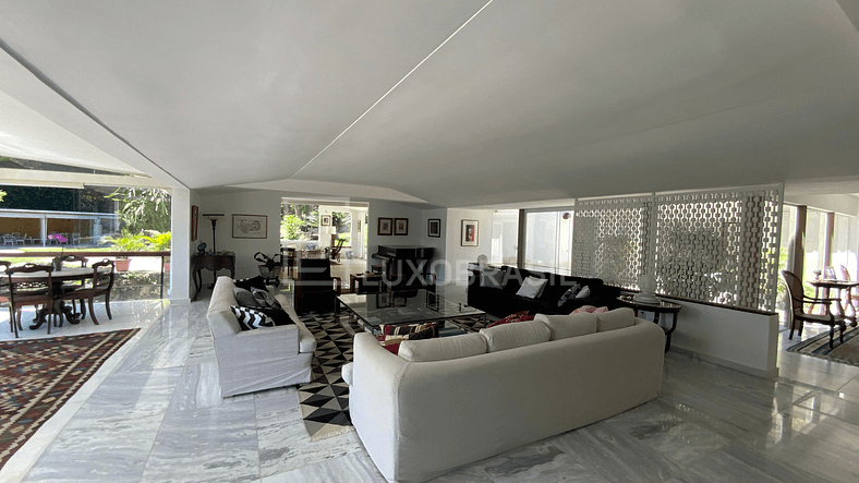 LuxoBrasil #RJ33 House 06 Bedrooms in Gávea