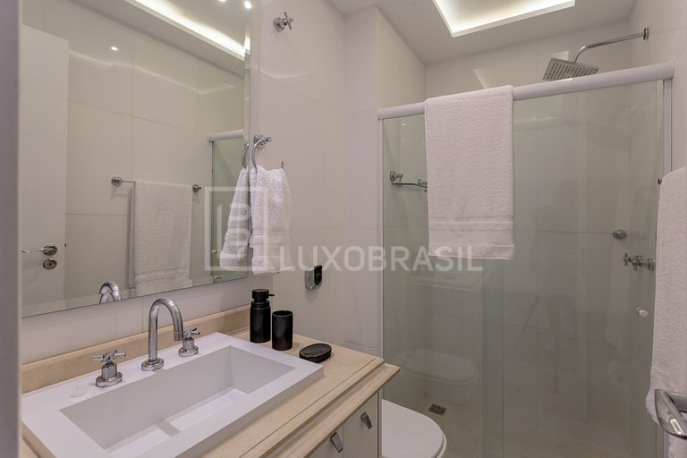 LUXOBRASIL #RJ67 Ocean Front Penthouse Avenida do Pepê Seaso