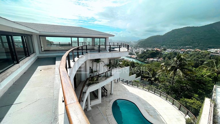 LUXOBRASIL #RJ80 – Modern House in Joá with Ocean View is th