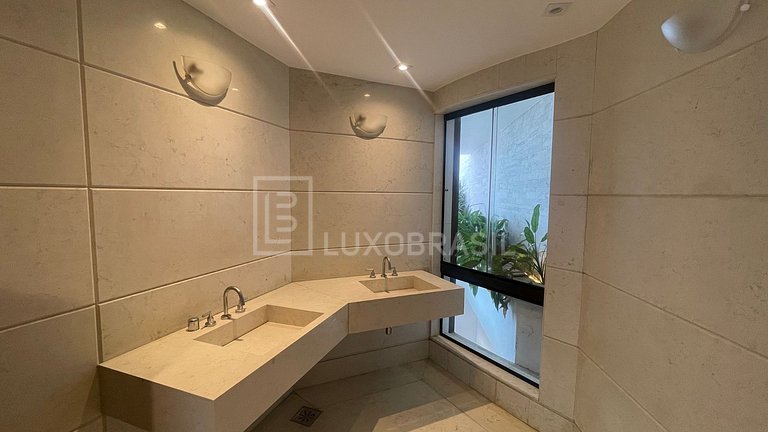 LUXOBRASIL #RJ80 – Modern House in Joá with Ocean View is th