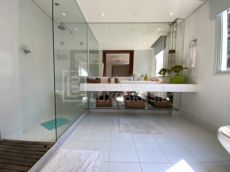 LUXOBRASIL #RJ849 Mansion in Joá 04 Suites House Season Rent