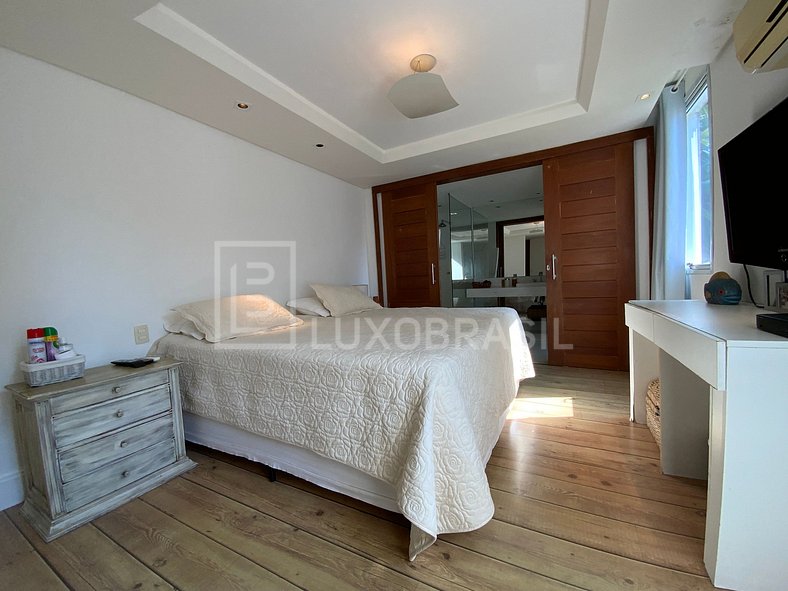 LUXOBRASIL #RJ849 Mansion in Joá 04 Suites House Season Rent