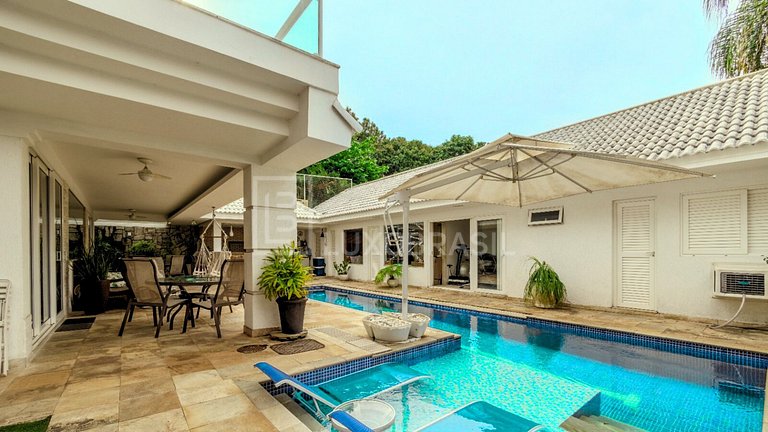 LUXOBRASIL #RJ926 600m² House Guarantees a Luxury Life in Ba