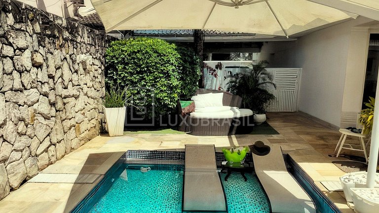 LUXOBRASIL #RJ926 600m² House Guarantees a Luxury Life in Ba