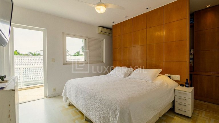 LUXOBRASIL #RJ926 600m² House Guarantees a Luxury Life in Ba