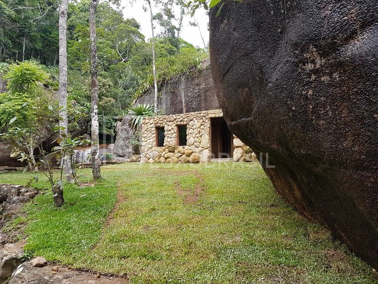 LUXOBRASIL #SE05 Casa na Serra em Secretário 03 Suítes Alugu