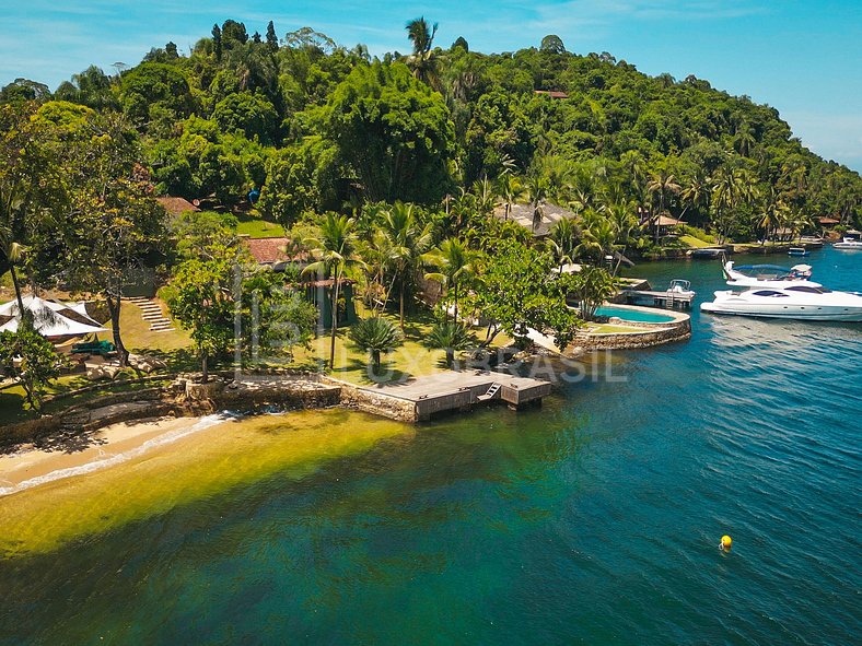 Mansão Paradisíaca na Ilha do Cavaco em Angra dos Reis